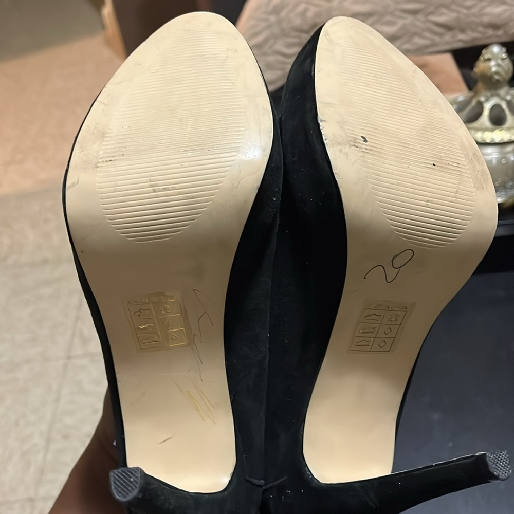 Black and cream hi heels - Picture 8 of 9